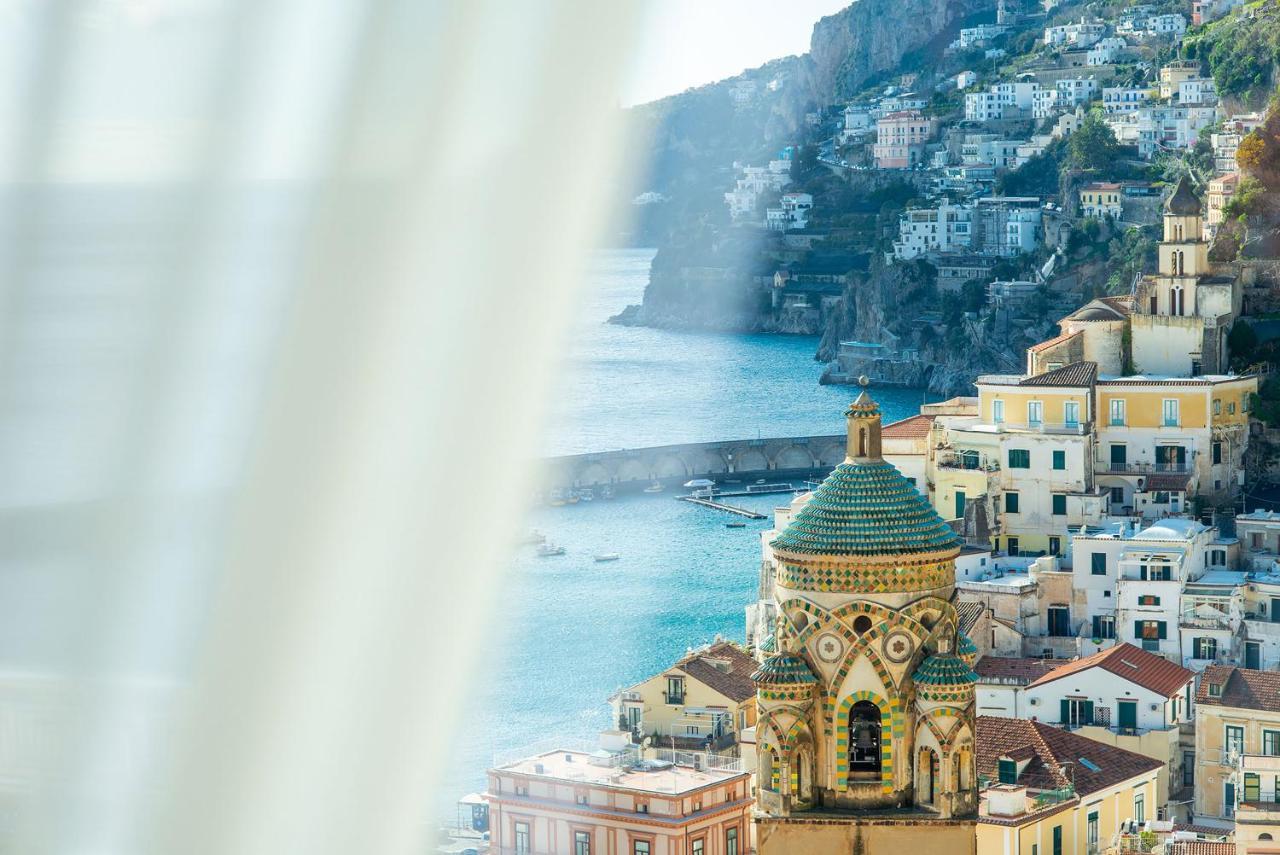 Amore Rentals - Palazzo Della Storia Amalfi Zewnętrze zdjęcie