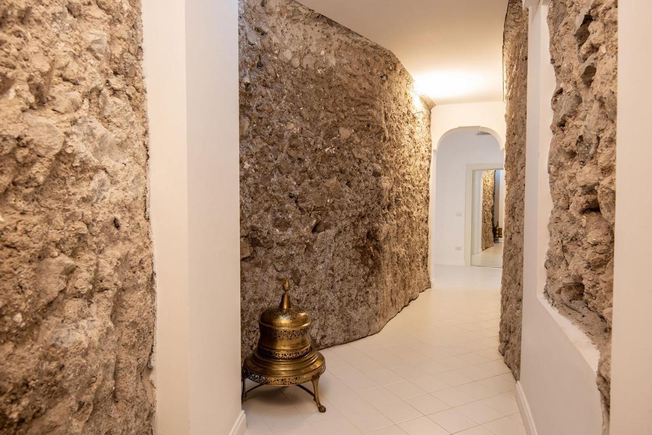 Amore Rentals - Palazzo Della Storia Amalfi Zewnętrze zdjęcie