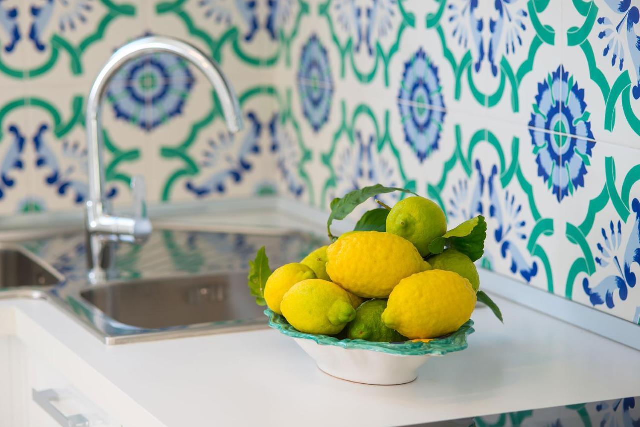 Amore Rentals - Palazzo Della Storia Amalfi Zewnętrze zdjęcie