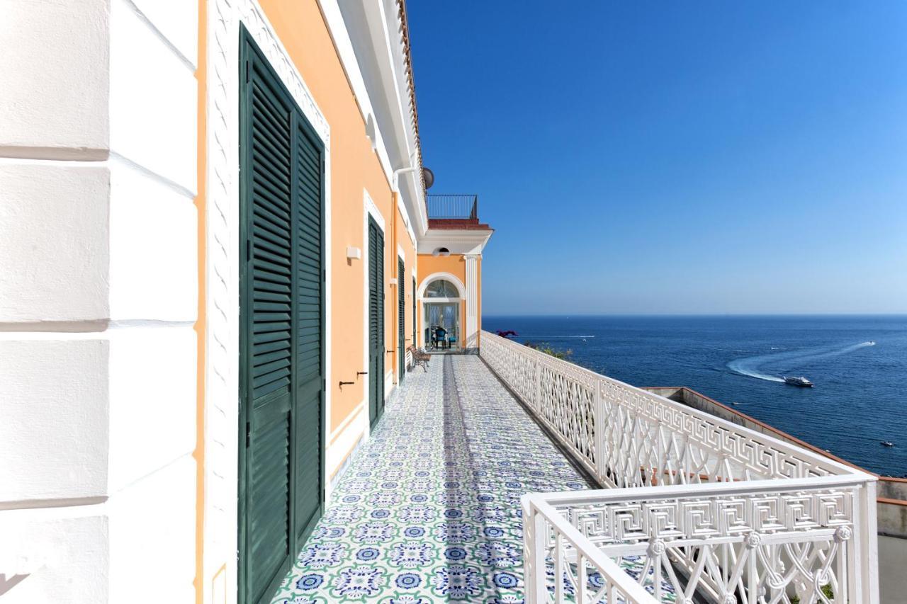 Amore Rentals - Palazzo Della Storia Amalfi Zewnętrze zdjęcie