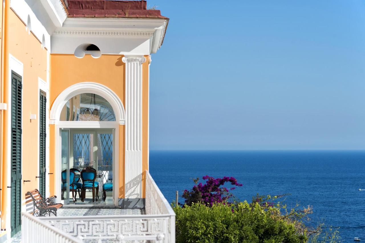 Amore Rentals - Palazzo Della Storia Amalfi Zewnętrze zdjęcie